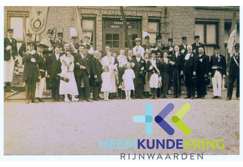 1924-0576 (2)